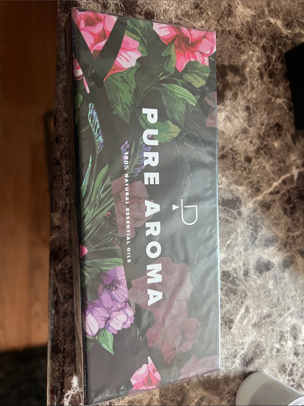 Floral Essential Oil Gift Set - Black and Pink